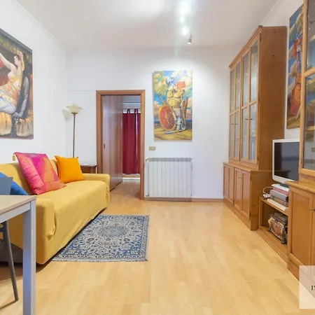 Ave Domus Circo Massimo