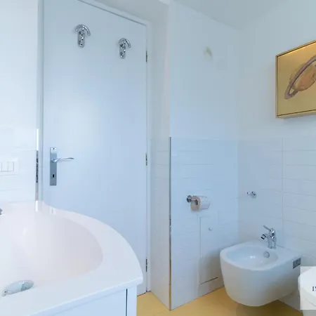 Ave Domus Circo Massimo Apartment Rome