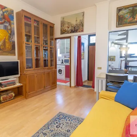 Ave Domus Circo Massimo Apartment Rome